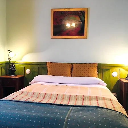 Spacious House In Navarredonda, Mountain View