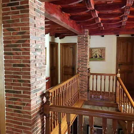 Holiday home Spacious House In Navarredonda, Mountain View