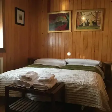 Spacious House In Navarredonda, Mountain View Holiday home *