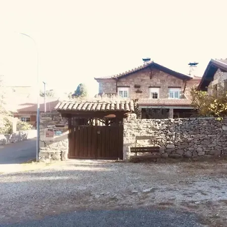 Spacious House In Navarredonda, Mountain View