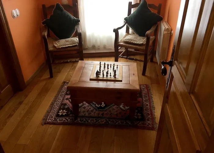 Holiday home Spacious House In Navarredonda, Mountain View