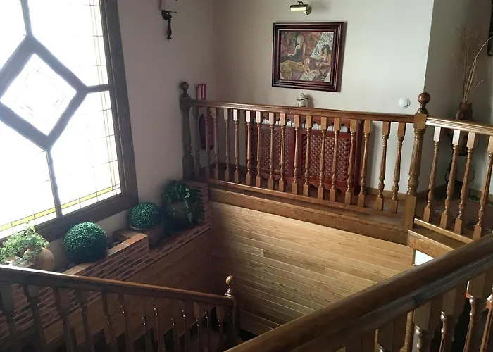 Spacious House In Navarredonda, Mountain View Navarredonda de Gredos